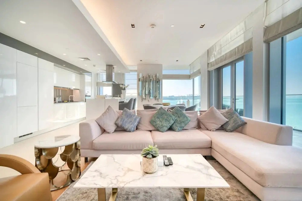 Bluewaters Escape Ocean View and Luxury Living