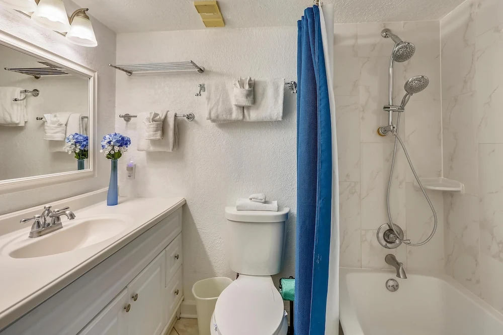 Trillium 1A South Corner/amazing Remodel/stunning View!