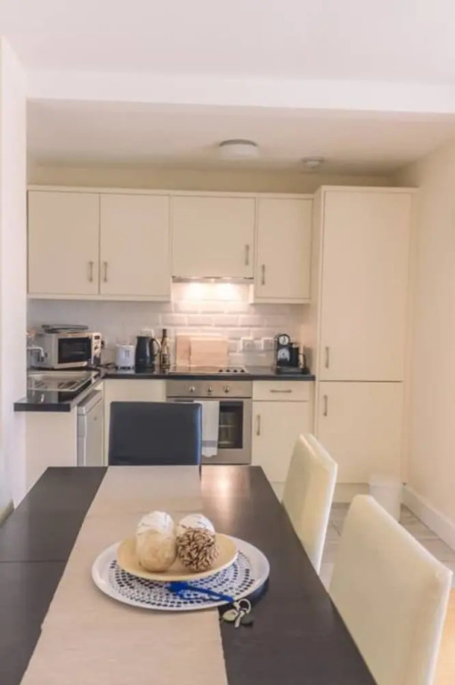 Dublin 4 Spacious 3 Bedroom Apartment
