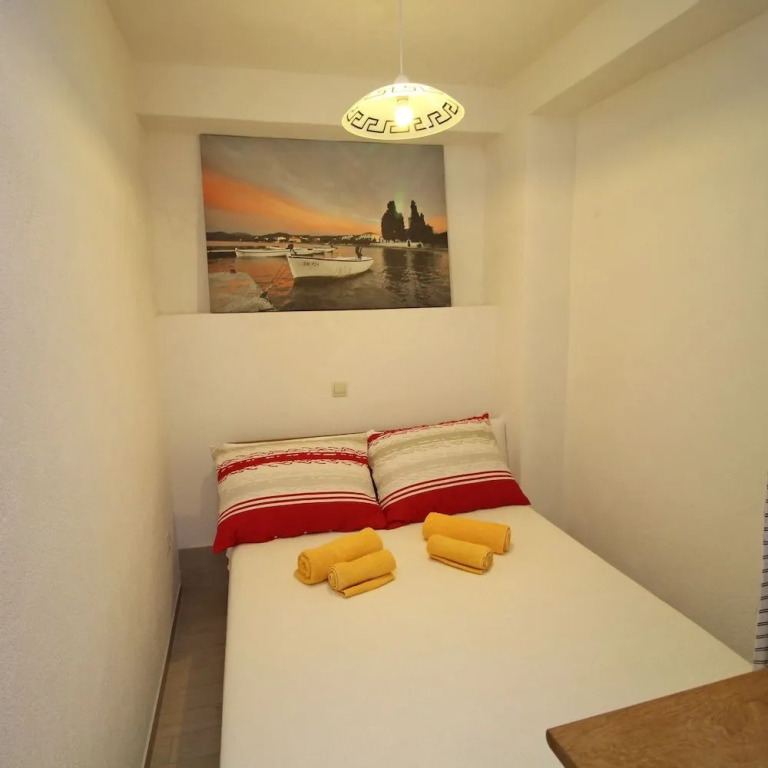 Apartment Happy