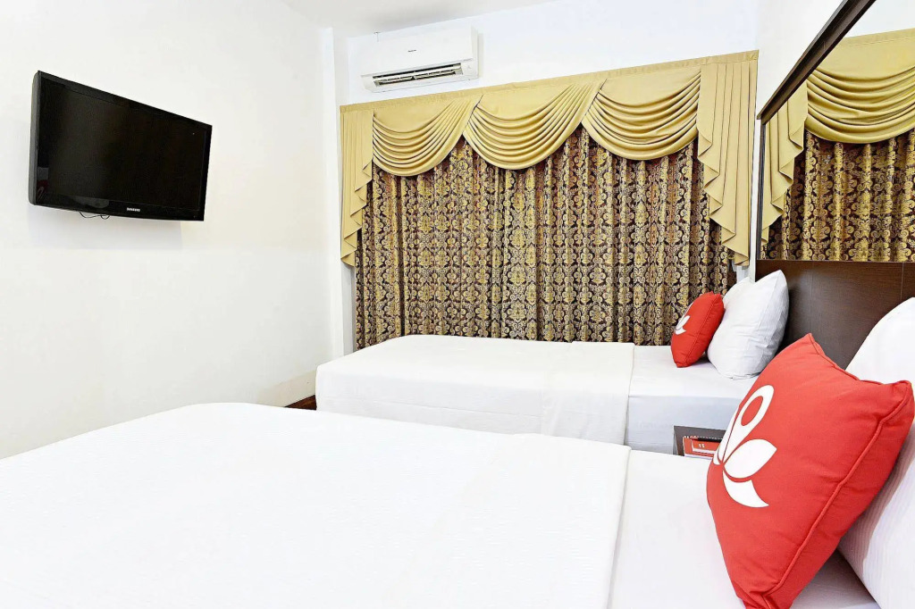 ZEN Rooms Sukaresmi Karang Setra