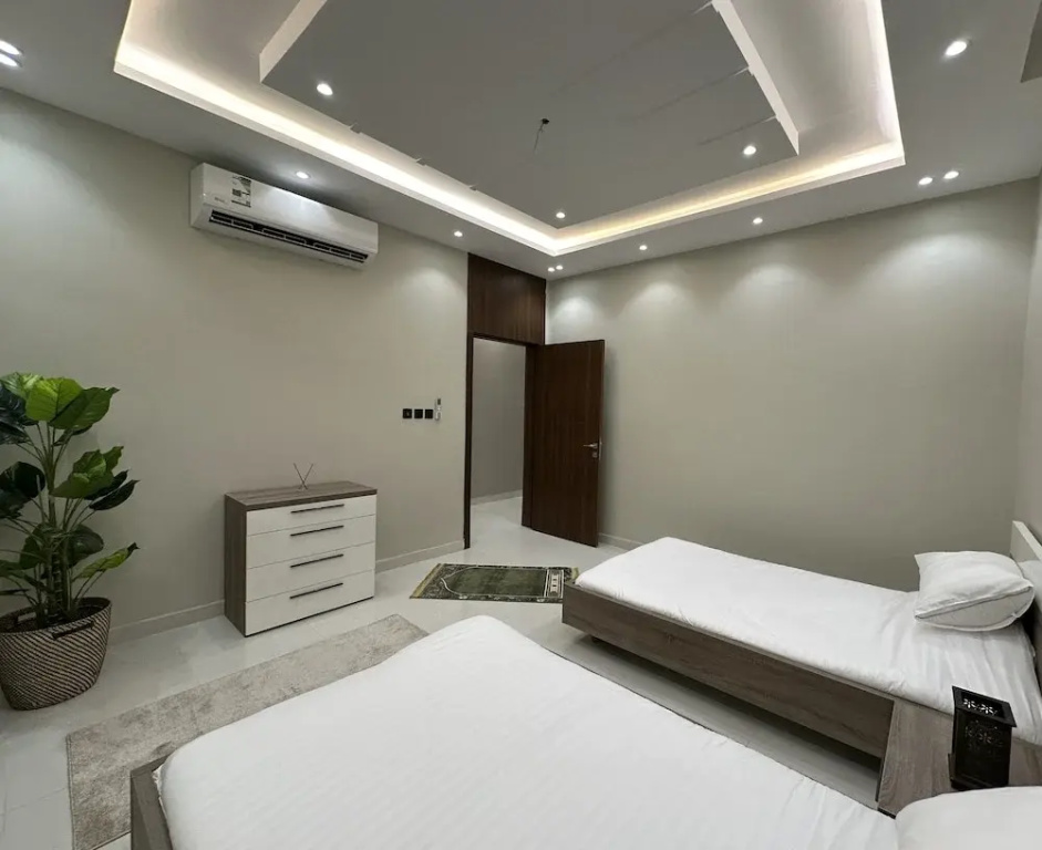 Foothills Luxury Residence