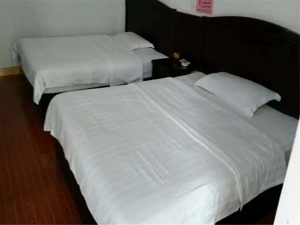 Guilin Tree Hotel