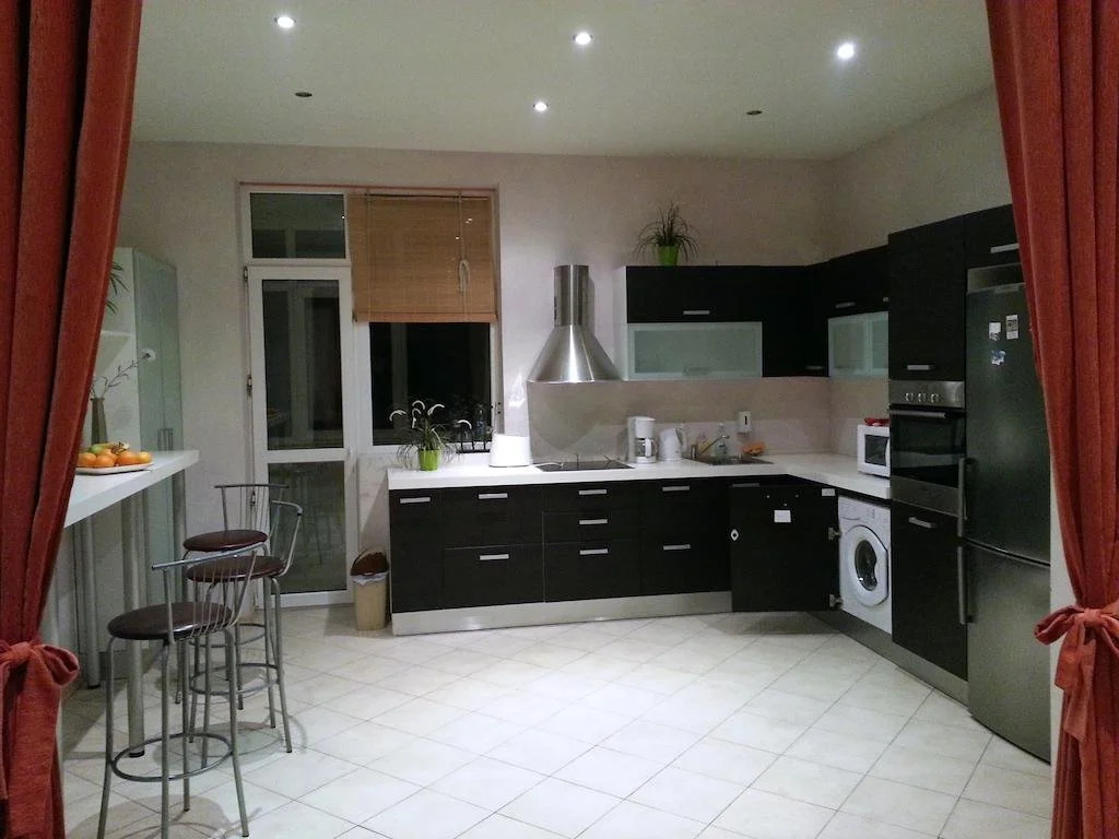 Elegance on a Budget - Rooms for Rent in Sofia Center