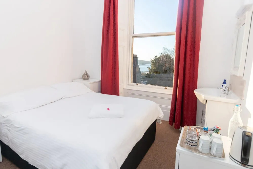 Strathdon Guest House
