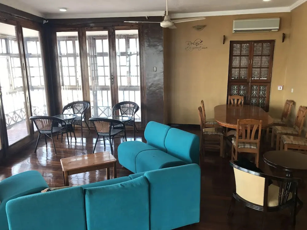 Cubic Hostel