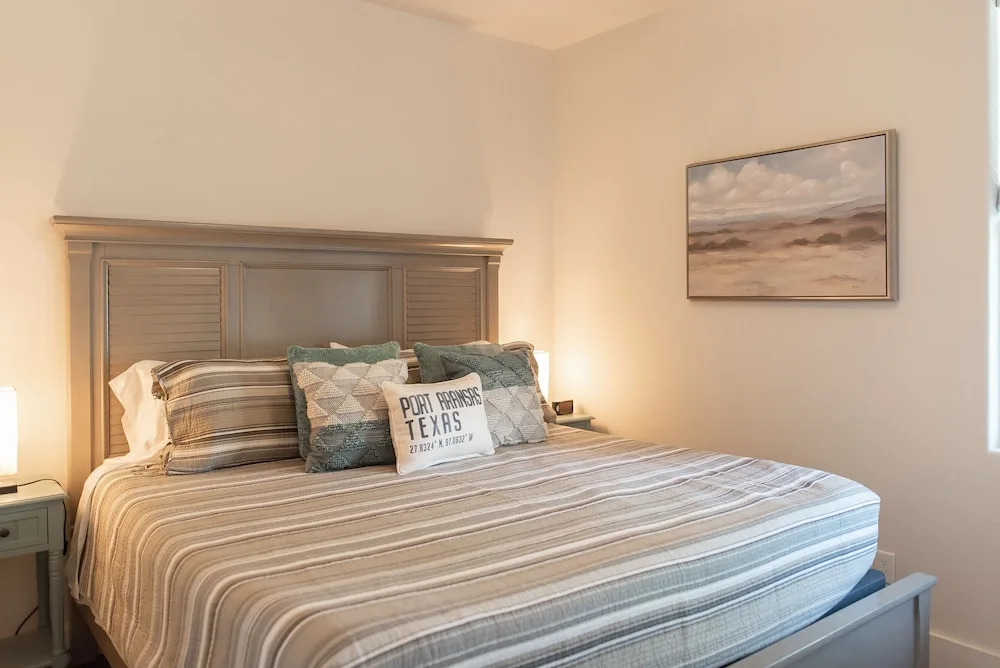 Getaway 3 Bedrooms 3.5 Bathrooms Townhouse