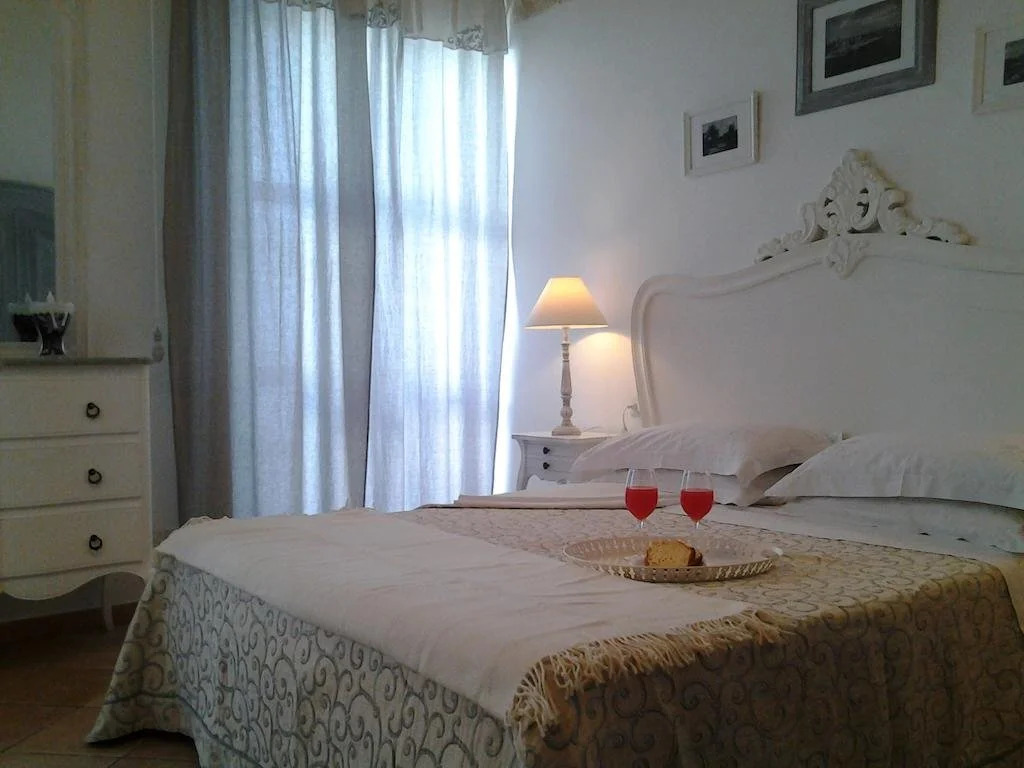 La Porta Vecchia Home