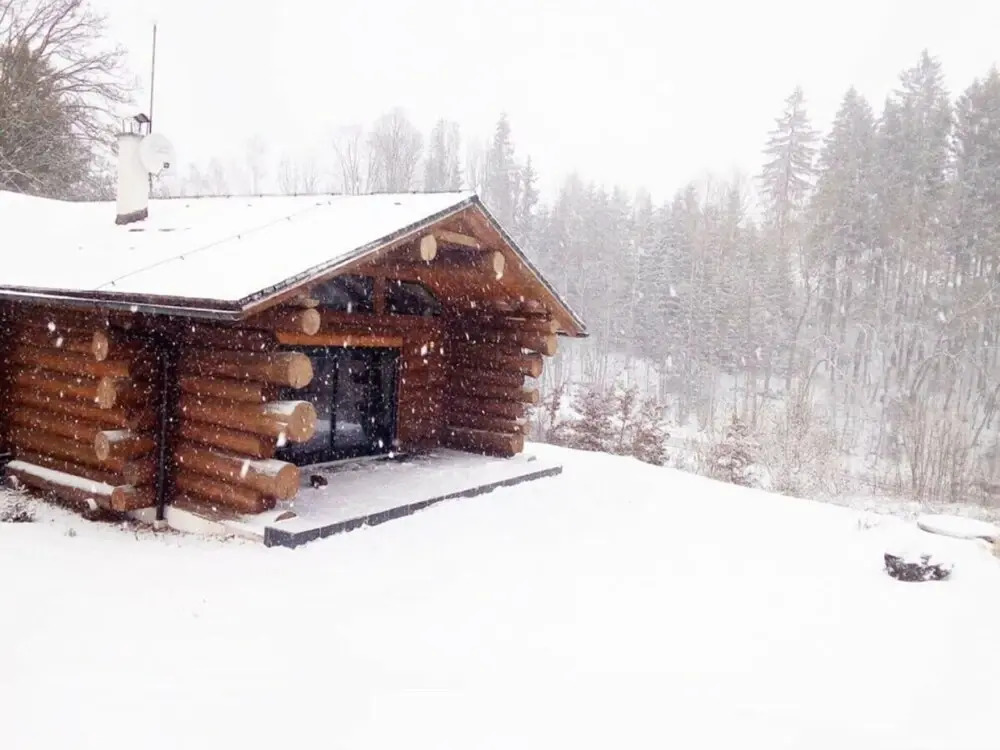 Spacious Holiday Home With Internet