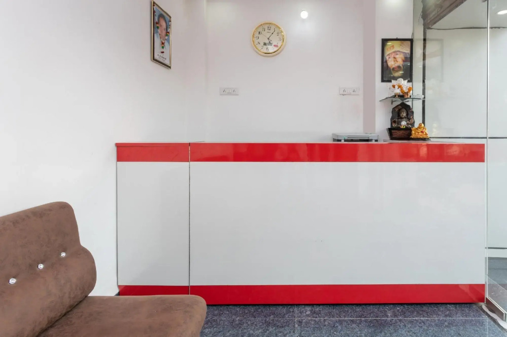Hotel Leela Palace By OYO Rooms