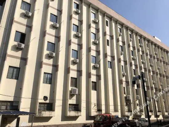 Shanghai Red Carp Business Hotel (Zhujiajiao Scenic Area Ancient Town)
