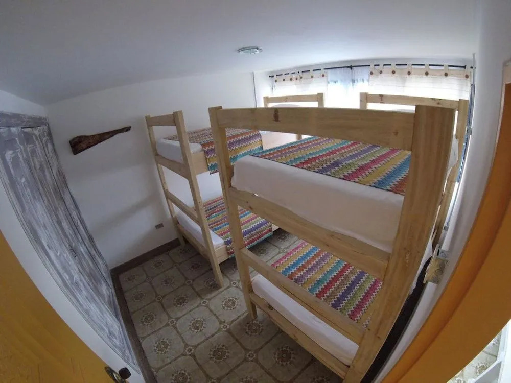La Otra Mitad Hostel