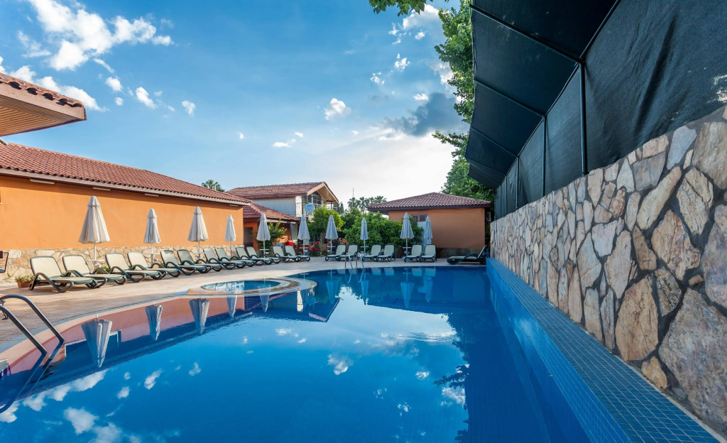 Ozlem Garden Hotel