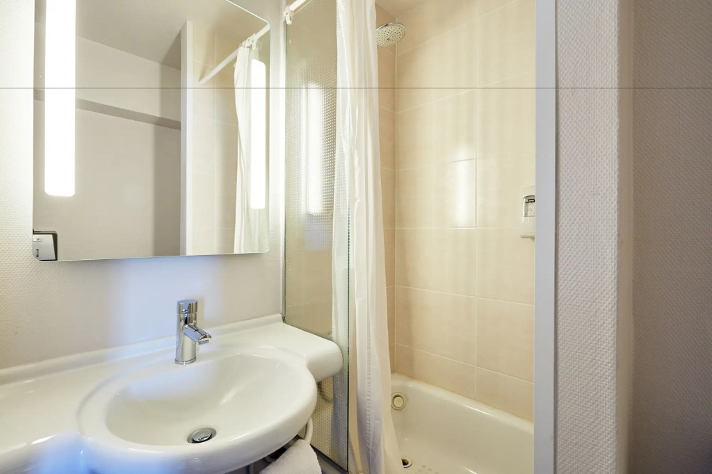 B&B HOTEL Le Havre Harfleur 1