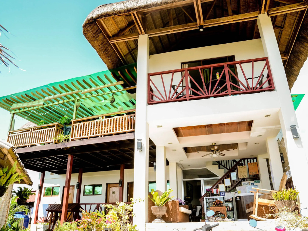Royal Paradise Guesthouse