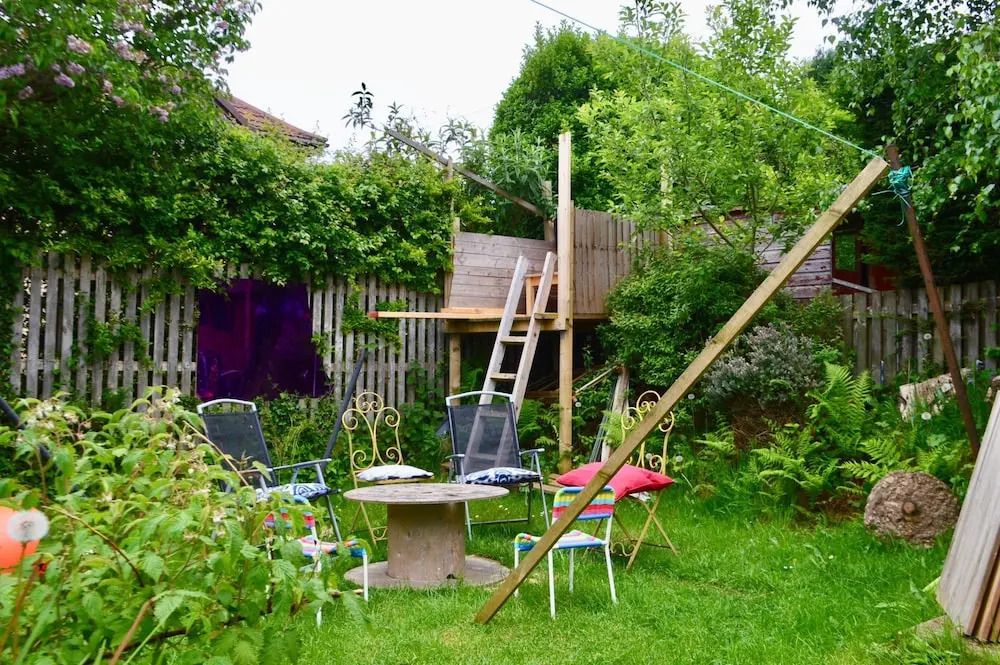 2 Bedroom Flat In Morningside With Private Garden