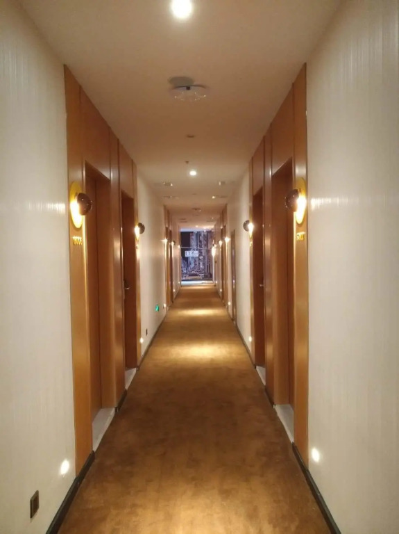 IU Hotels·Zhengzhou High-speed Railway Station Branch