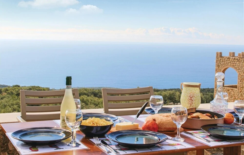 Nice Home in Kardamyli With 4 Bedrooms, Outdoor Swimming Pool and Swimming Pool
