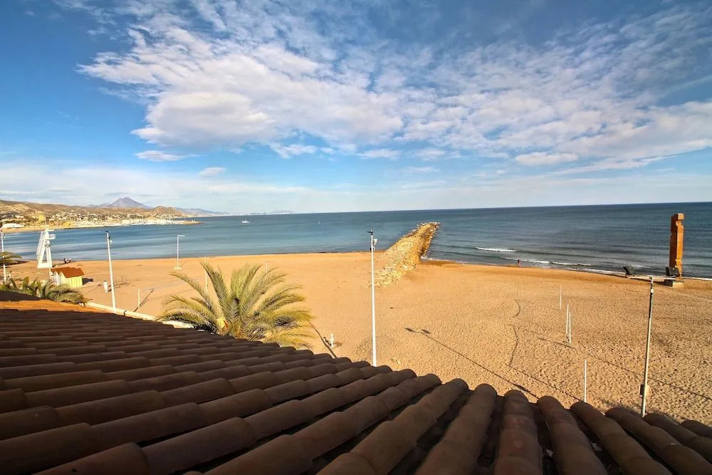 Apartamento Mistral Beach