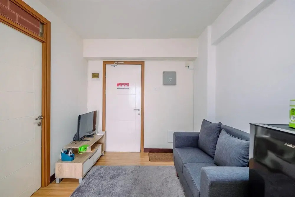Homey and Simply 2BR Apartment at Cinere Resort By Travelio