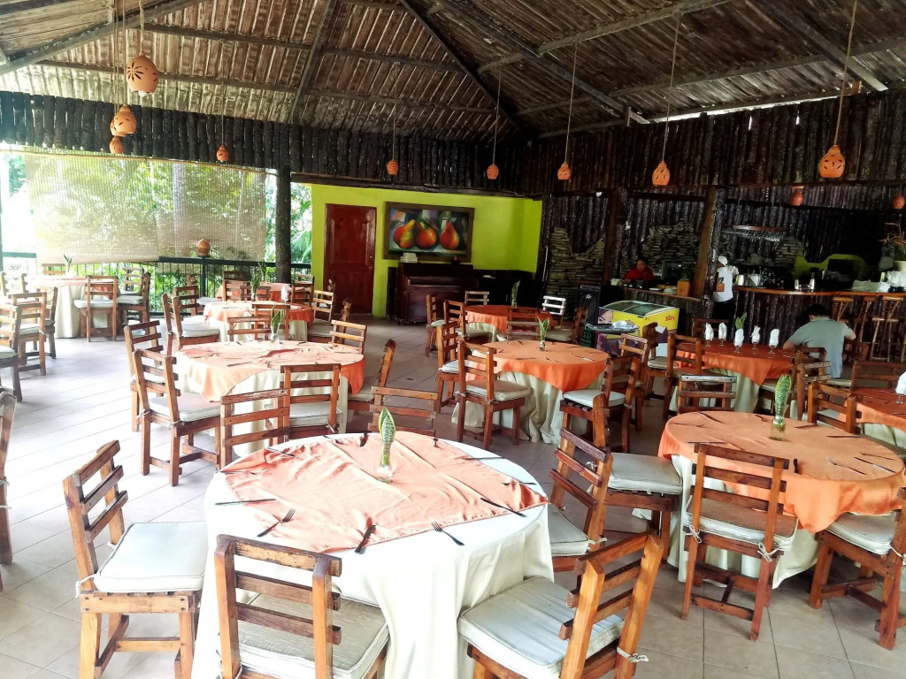 Jarabacoa River Club & Resort