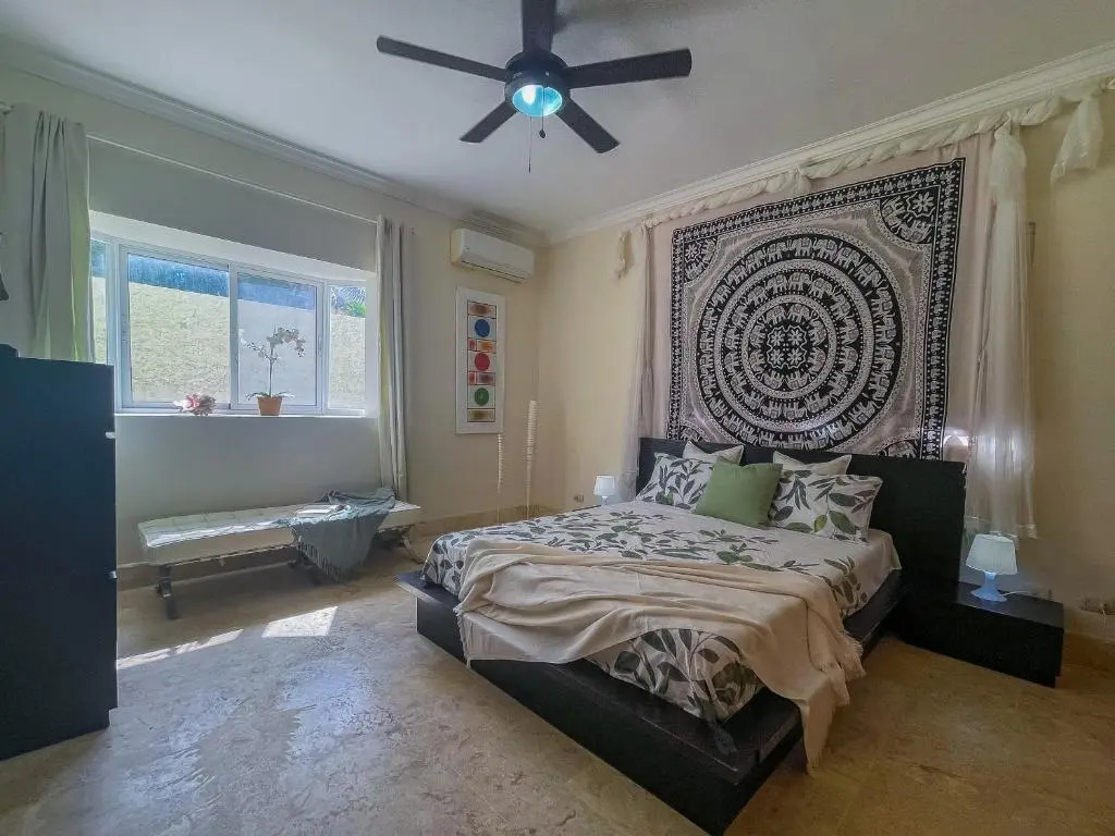 Great 2 BR apartment only 30 seconds walking distance from the beach - BRA1