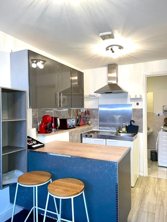 Charming 1-bed Loft Apartment in Romford