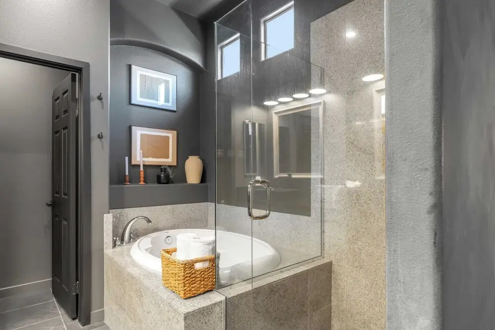 Designer Desert Oasis w/ Pool, Hot Tub, Outdoor Lounge The Riley by Avantstay