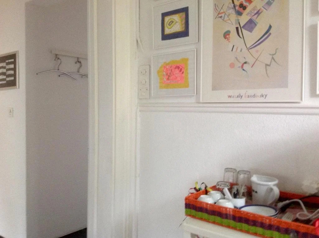 Artistshouse Bed with Kitchen