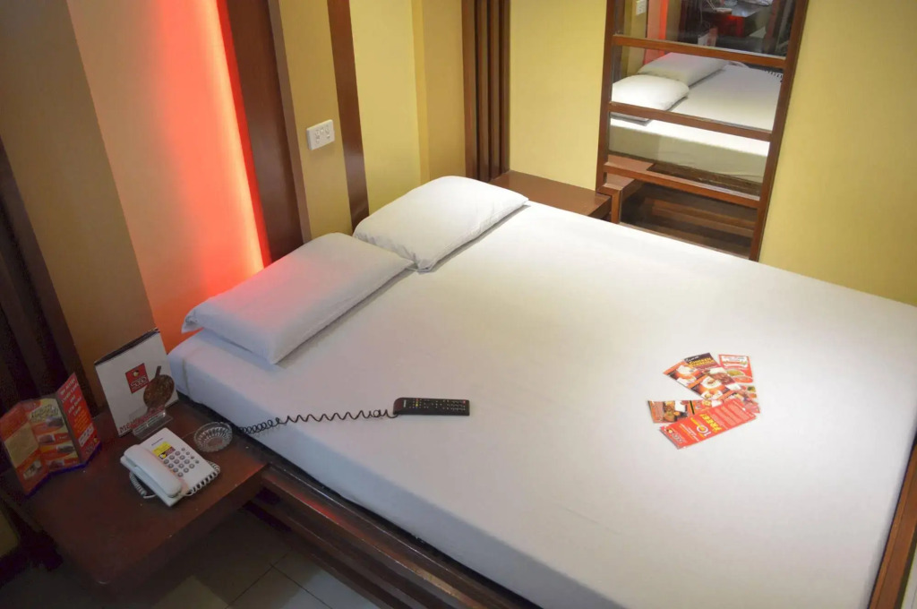 Hotel Sogo - EDSA Trinoma