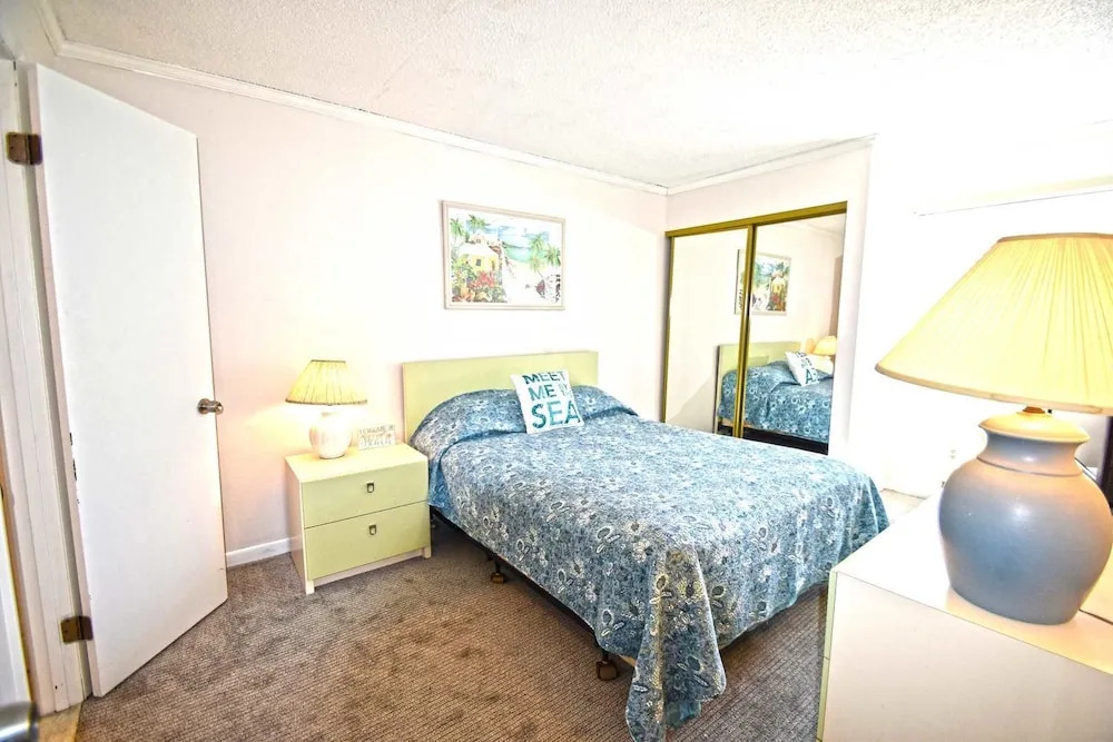 Surfside 60 Unit 303 - 3 Br Condo