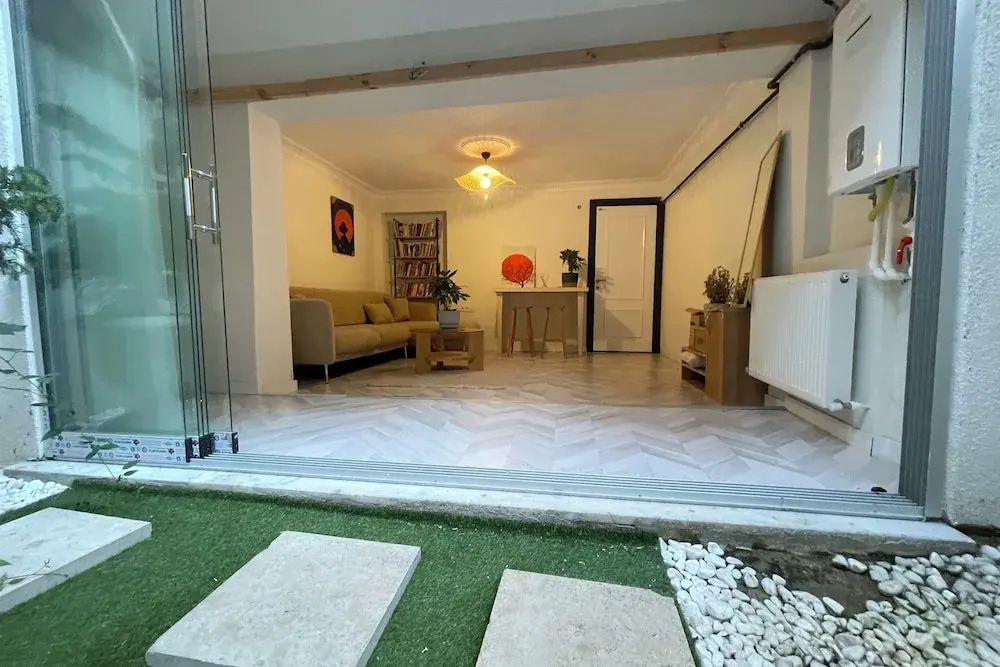 2BR/2Bath with Garden - Between Şişli & Taksim