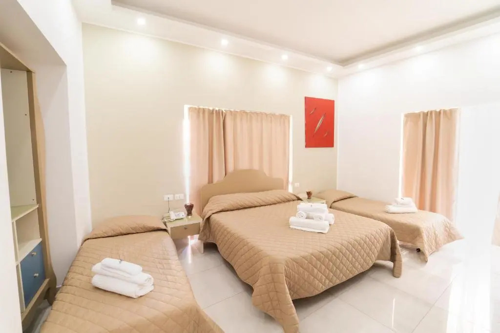 Royal House Napoli Centro, by ClaPa Group