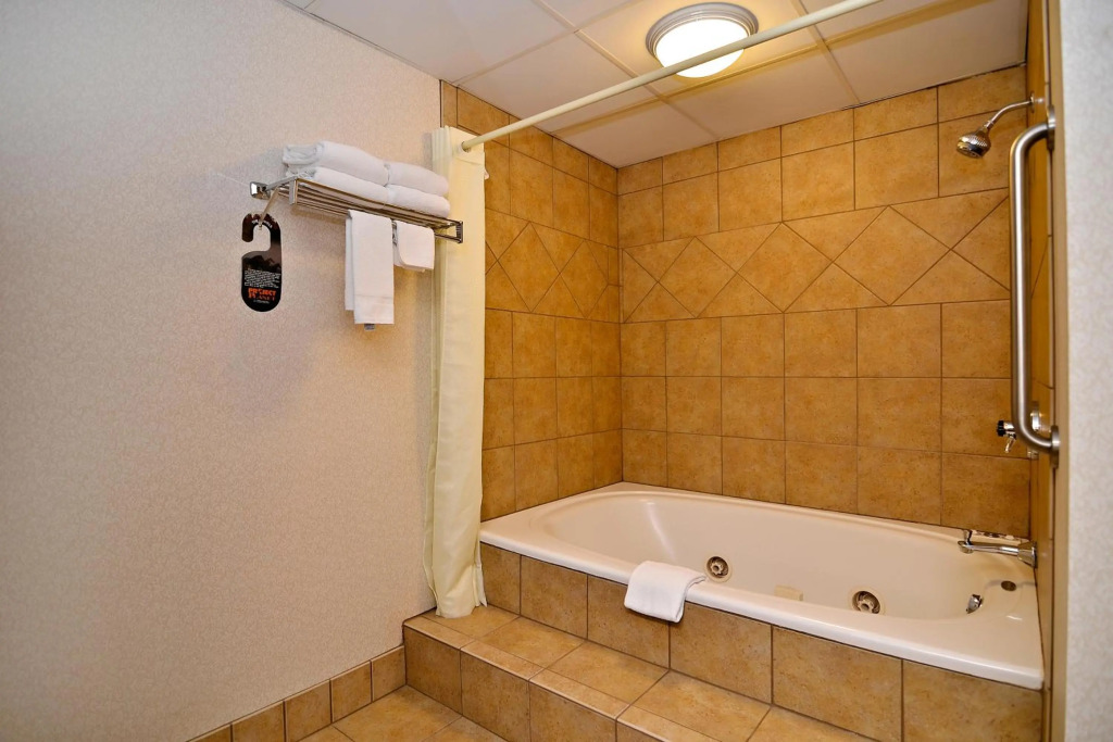 Comfort Inn at Thousand Hills