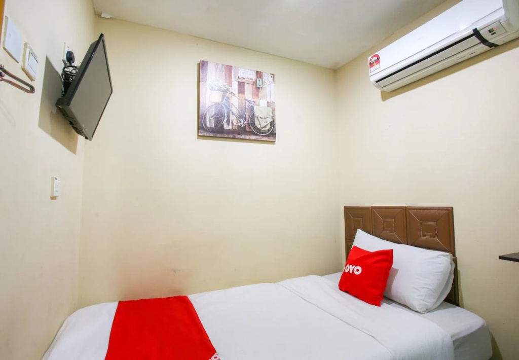 OYO 43927 Sassana Hotel (Sanitized Stay)