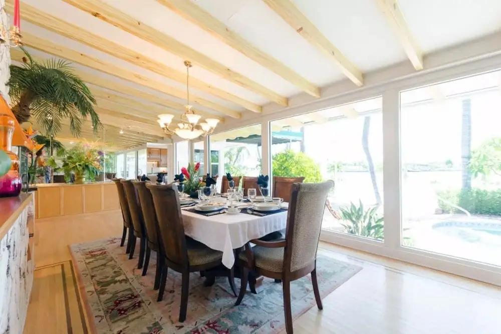 Pass-a-grille Boutique Resort by TechTravel