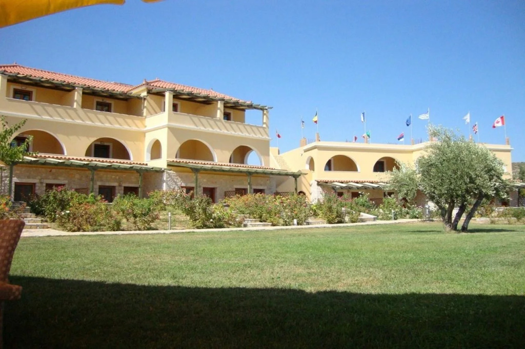 Aktaion Resort
