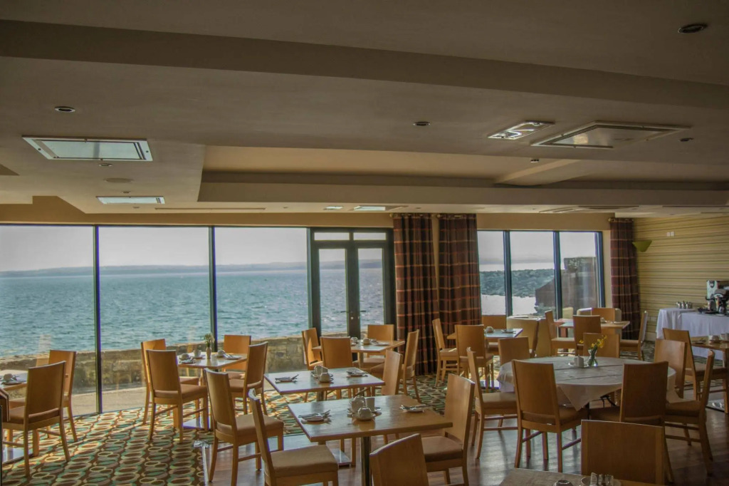 Pier Head Hotel
