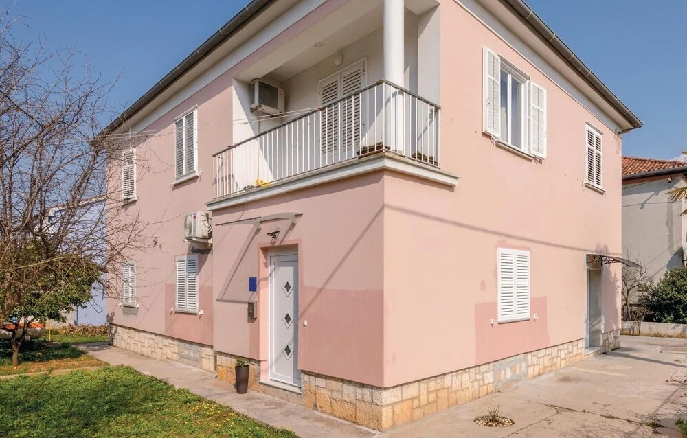 Amazing Apartment in Zadar With Wifi and 1 Bedrooms