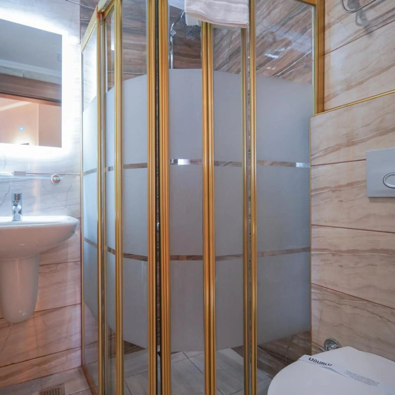 Ugurlu Hotel