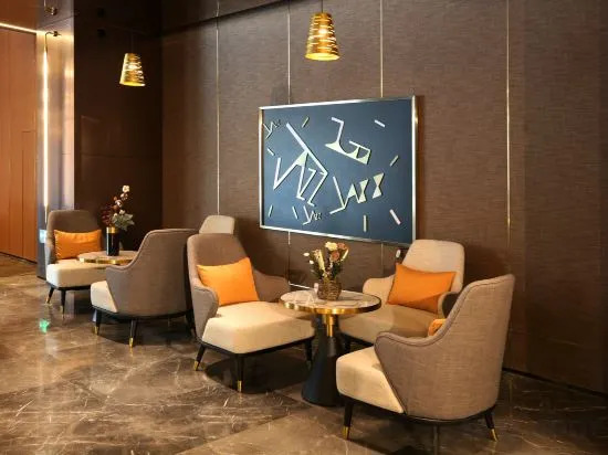 Homeinn Plus Hotel (Hohhot Xincheng District Government Gymnasium)