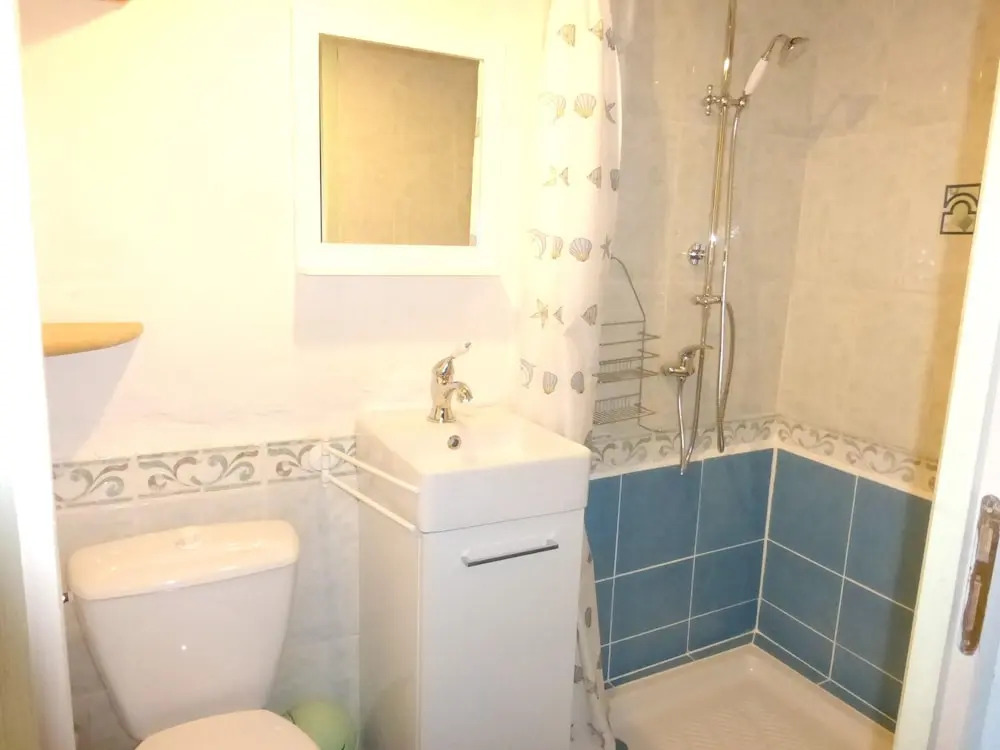 House With 5 Bedrooms in Saint-hilaire-peyroux, With Furnished Garden and Wifi