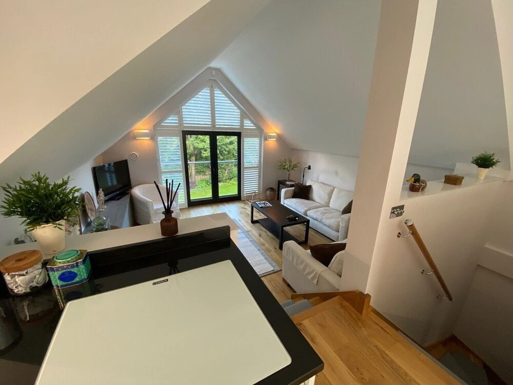 Lovely 1-bed Garden Apartment in London