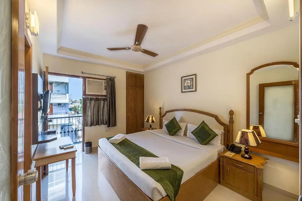 Treebo Trend Woodsvilla Suites