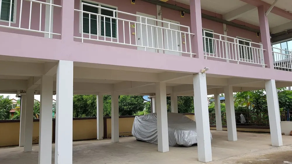 Tossawan Guesthouse