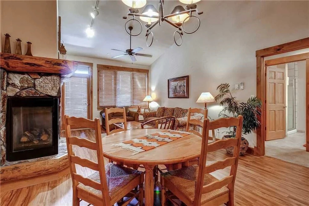 2305 Timberline Lodge, Trappeur's Crossing Apartment 2