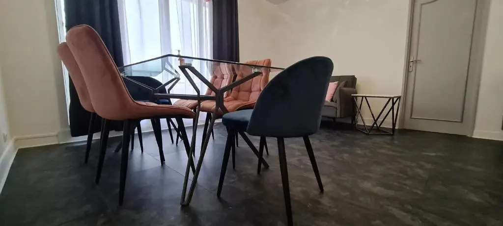 Appartement 65m² Paris - DisneyLand - RER A