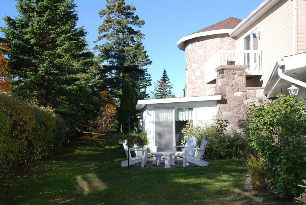 Auberge la Rosepierre bistro Henri
