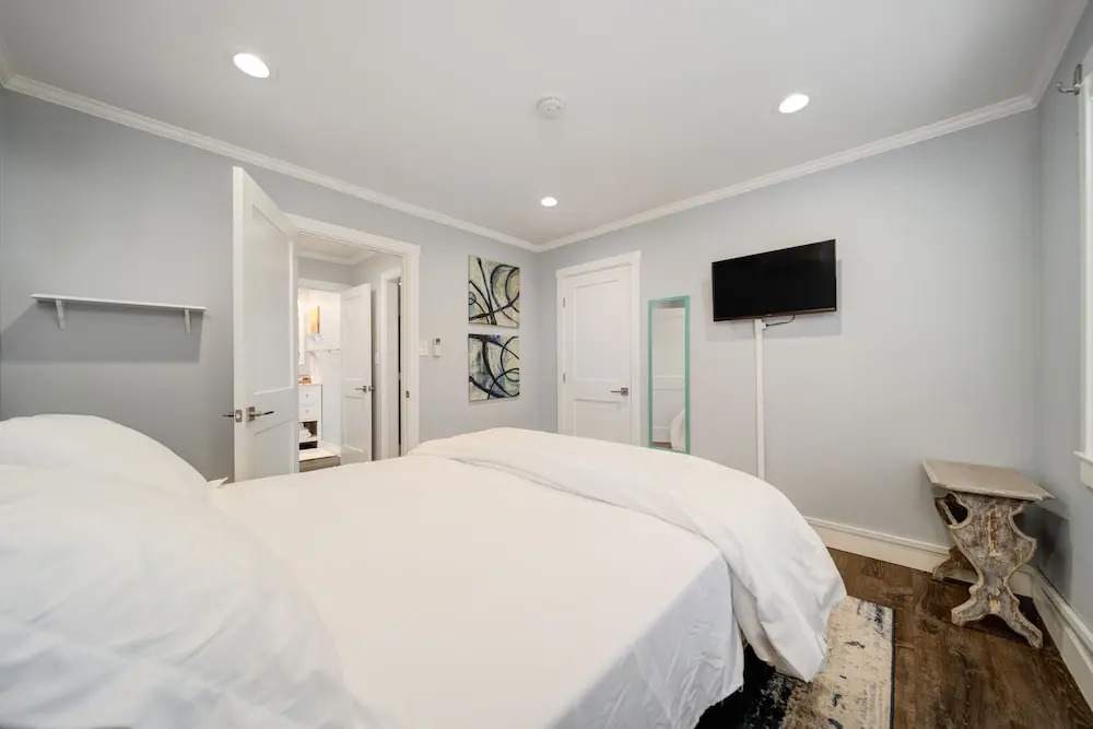 Pet Friendly Condos