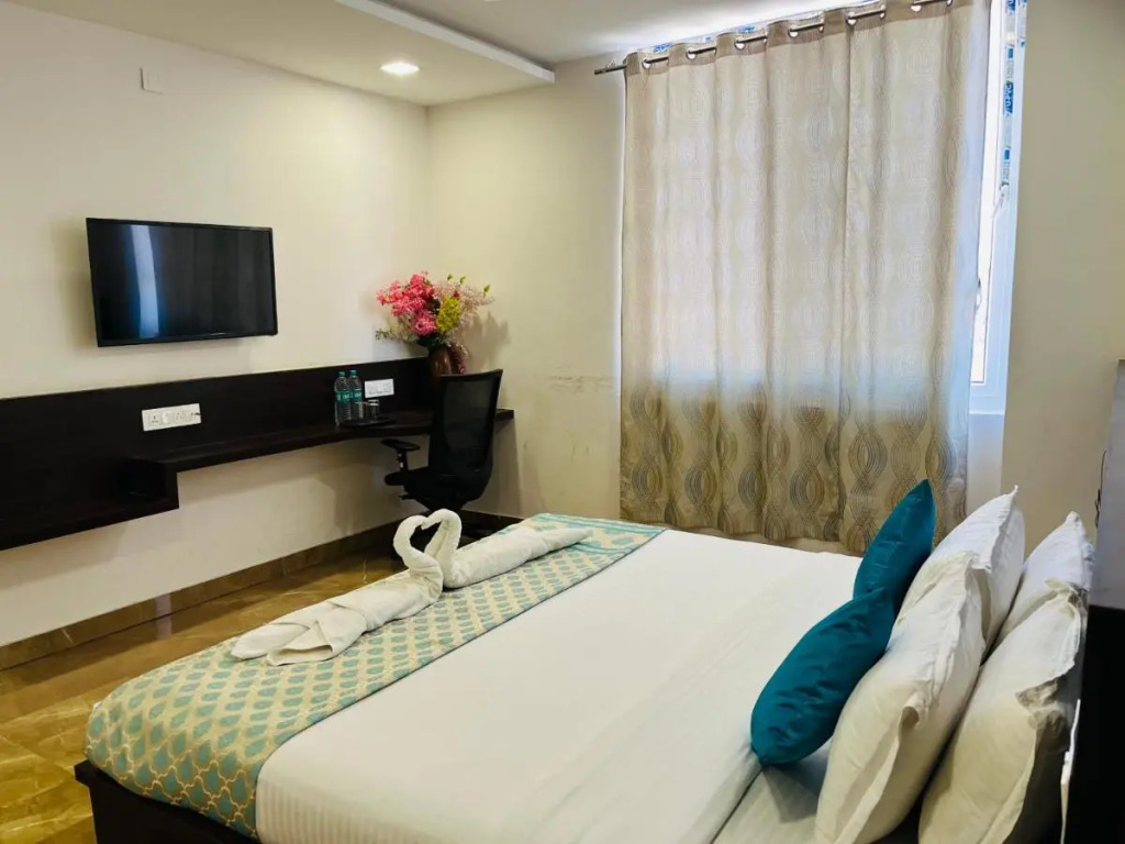 Hotel Elite By Signature Group